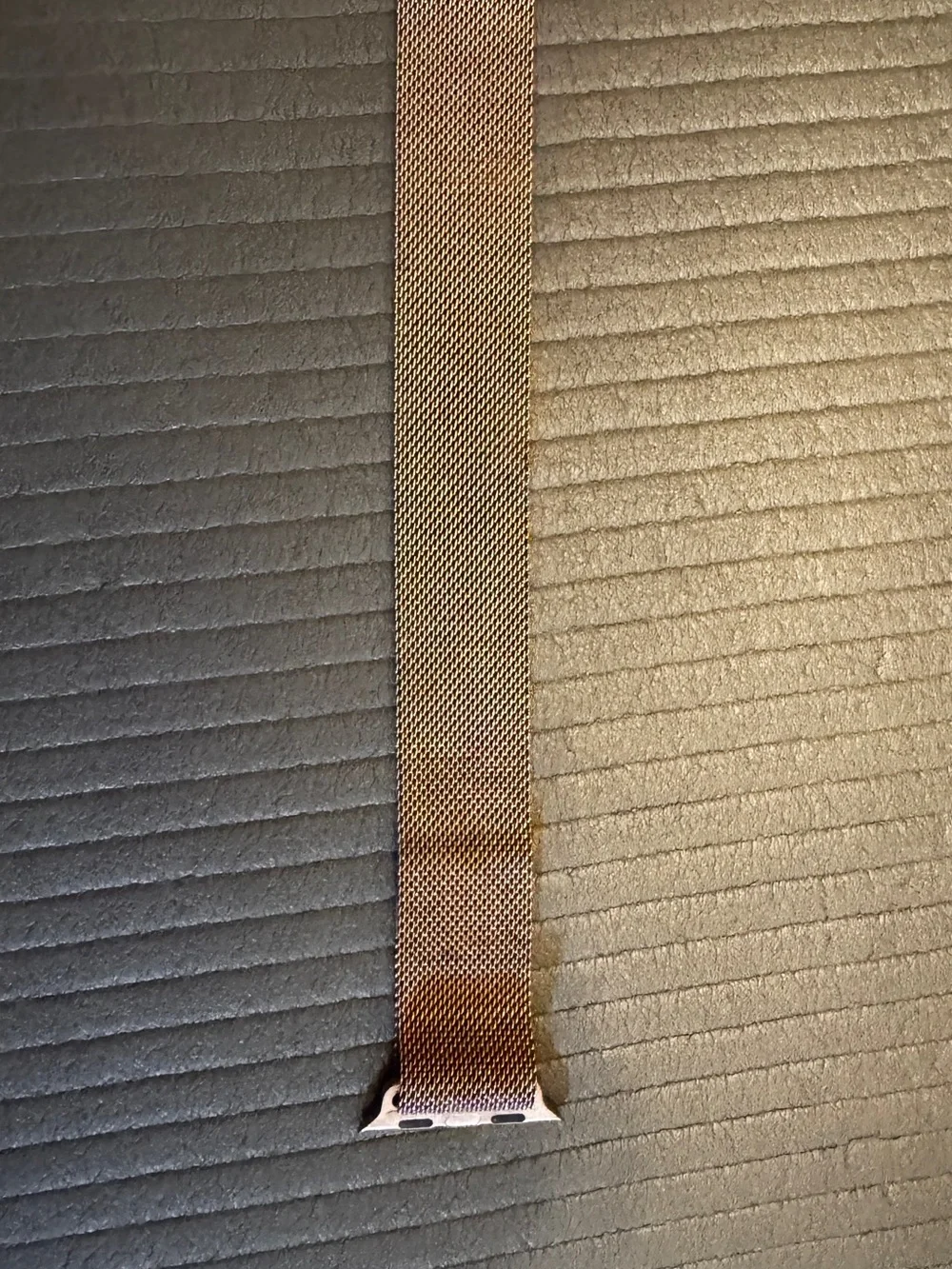 Apple rose gold